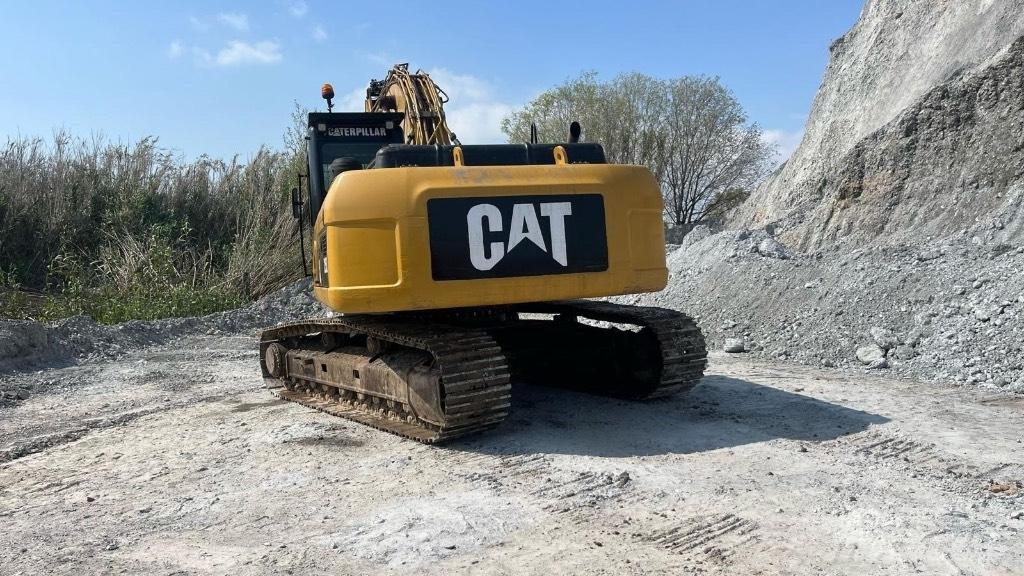 CAT 325DLN Vikšriniai ekskavatoriai