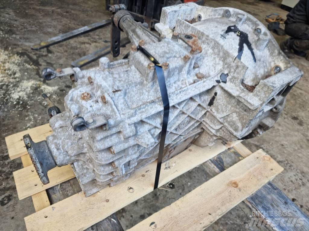 ZF S-5-42 girkasse Pavarų dėžės