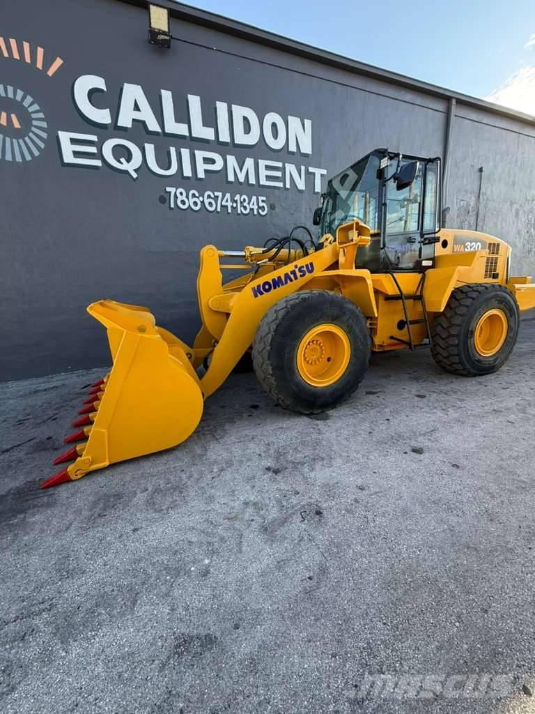 Komatsu WA 320-5L Naudoti ratiniai krautuvai