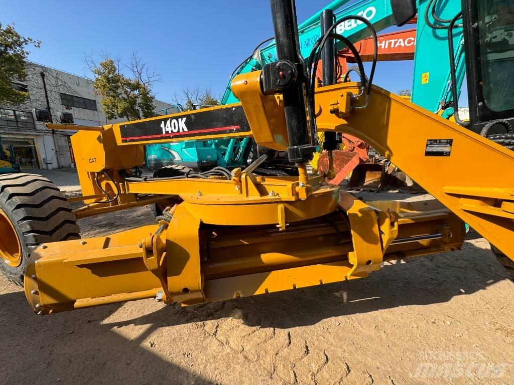 CAT 140 K Greideriai