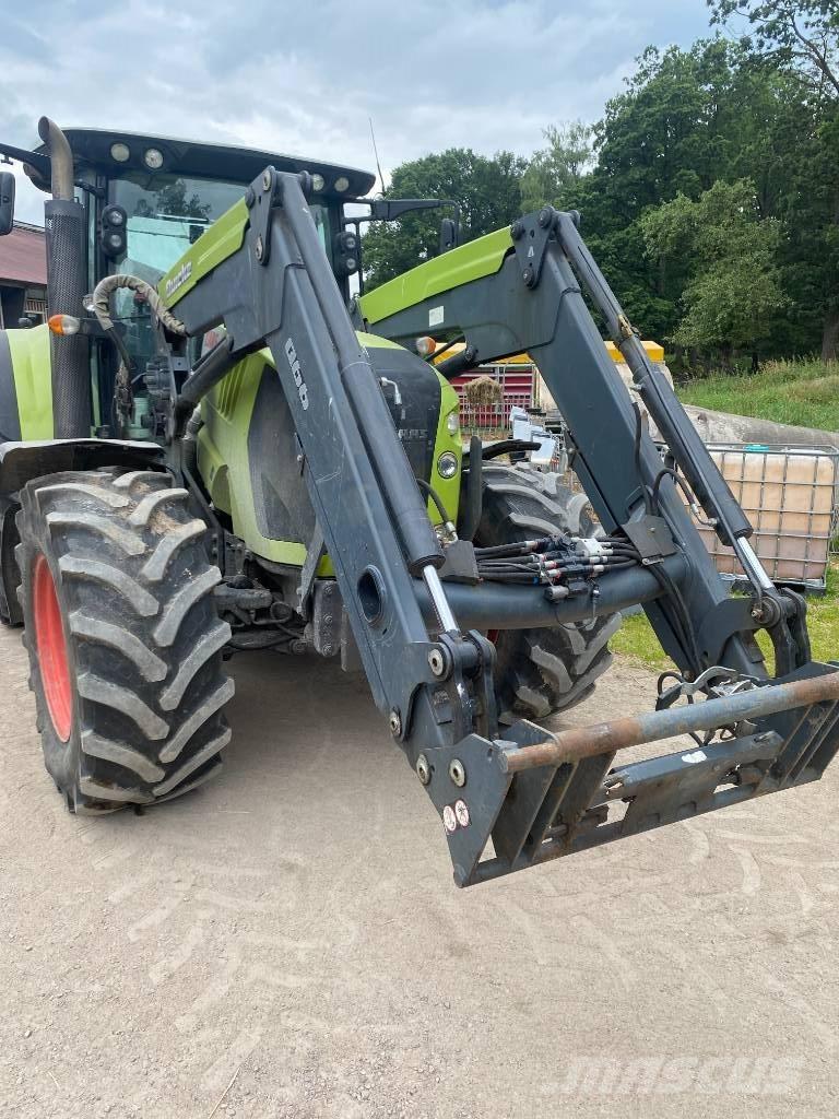 CLAAS Arion 620 Traktoriai