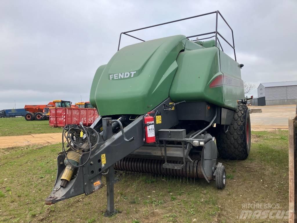 Fendt 12130 N Stačiakampių ryšulių presai