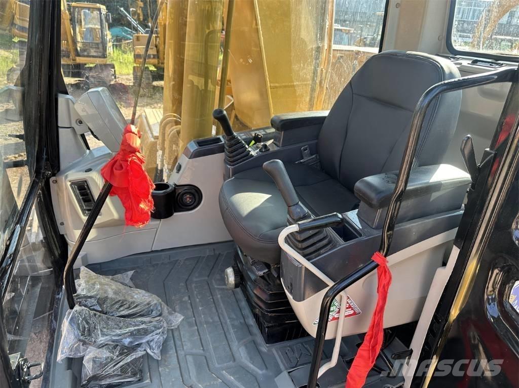 CAT 320 C Vikšriniai ekskavatoriai