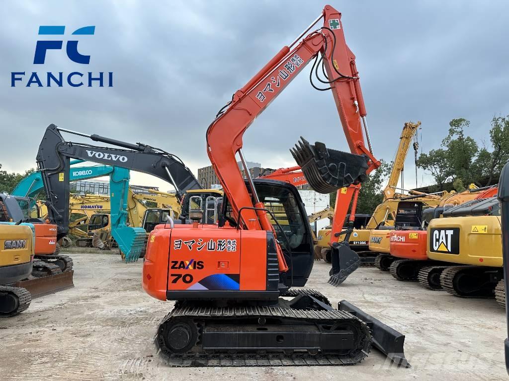 Hitachi ZX 70 Vidutinės galios ekskavatoriai 7-12 t