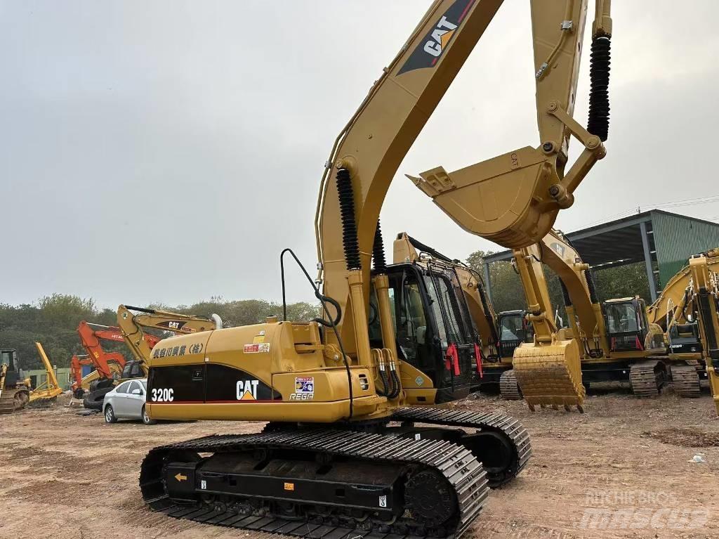 CAT 320 C Vikšriniai ekskavatoriai