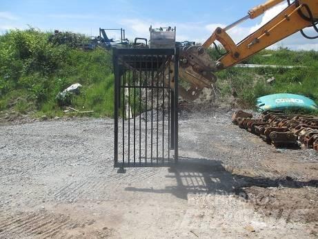  Demolition Cage Kiti naudoti statybos komponentai