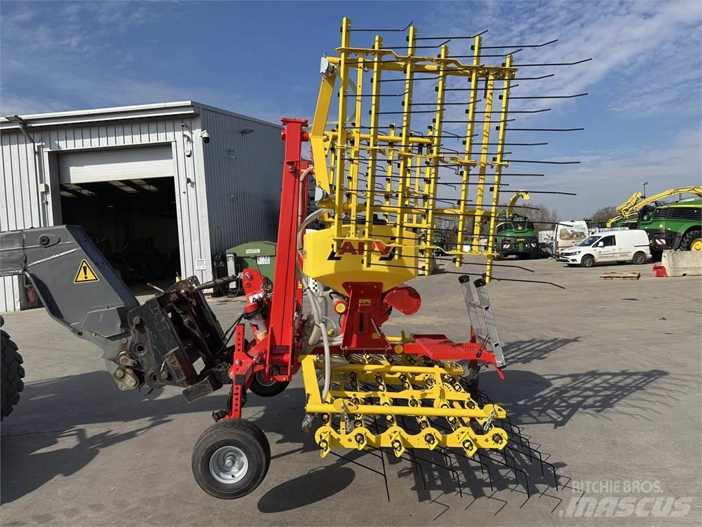 APV AS600 Kiti pašarų derliaus nuėmimo įrengimai