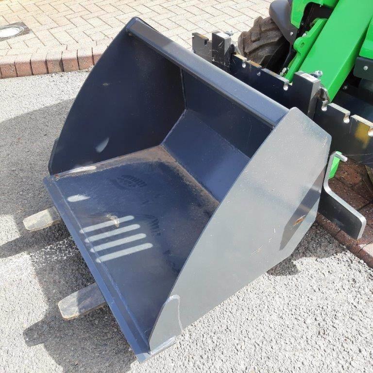 Avant 220 mini loader Teleskopiniai krautuvai