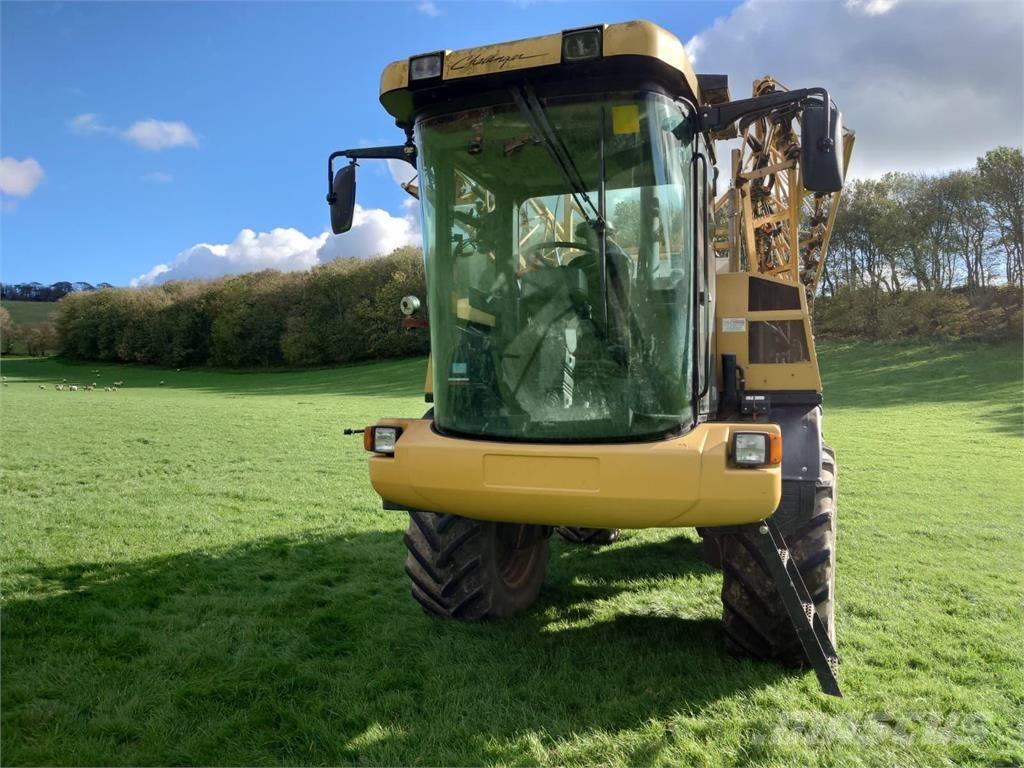 Challenger RG418 Savaeigiai purkštuvai