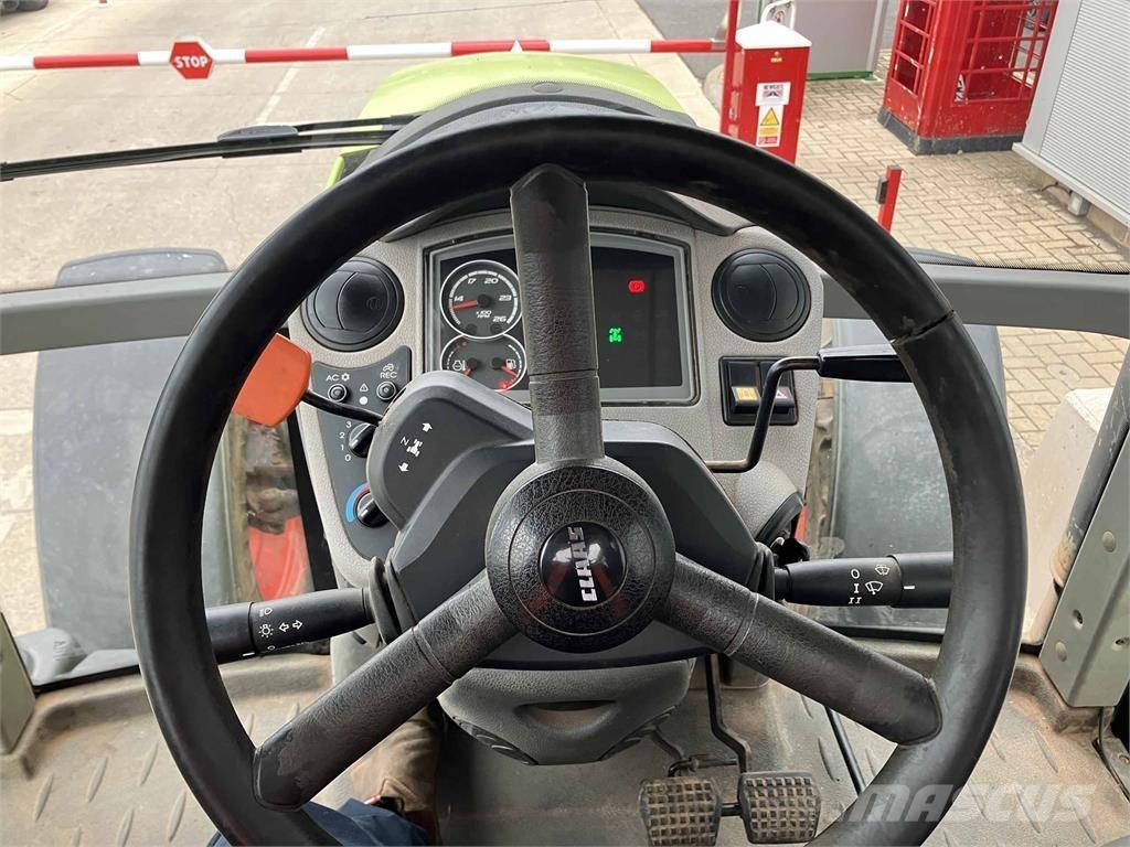 CLAAS Arion 620C Traktoriai