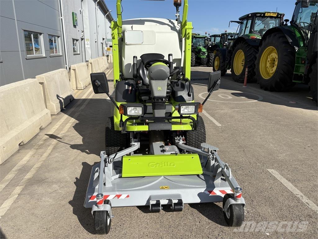 Grillo FD2200TS Sodo traktoriukai-vejapjovės