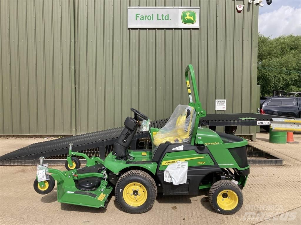 John Deere 1550 Sodo traktoriukai-vejapjovės