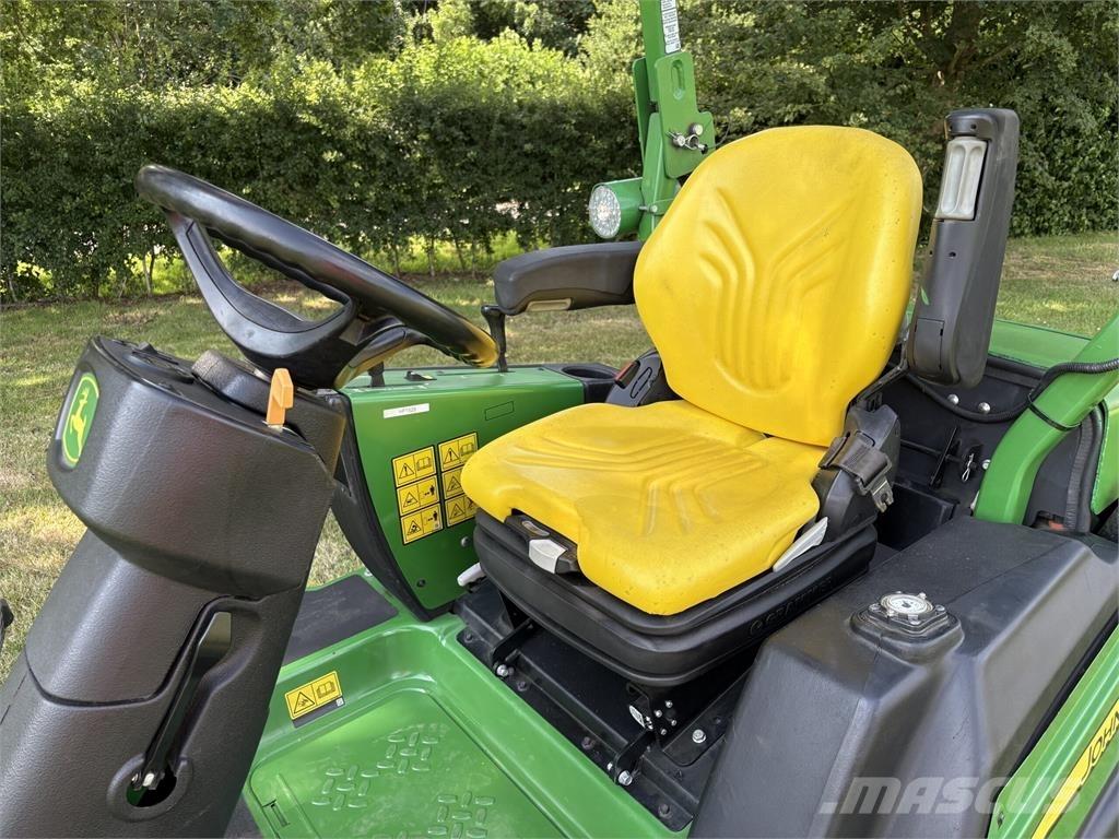 John Deere 1570 Sodo traktoriukai-vejapjovės