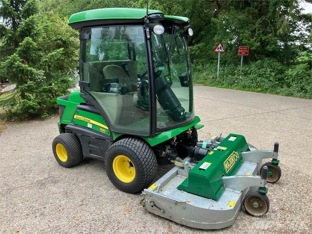 John Deere 1585 Sodo traktoriukai-vejapjovės