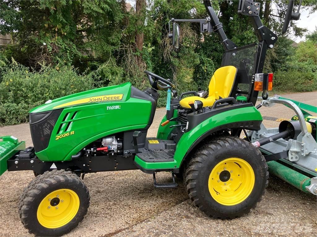 John Deere 2026R Naudoti kompaktiški traktoriai