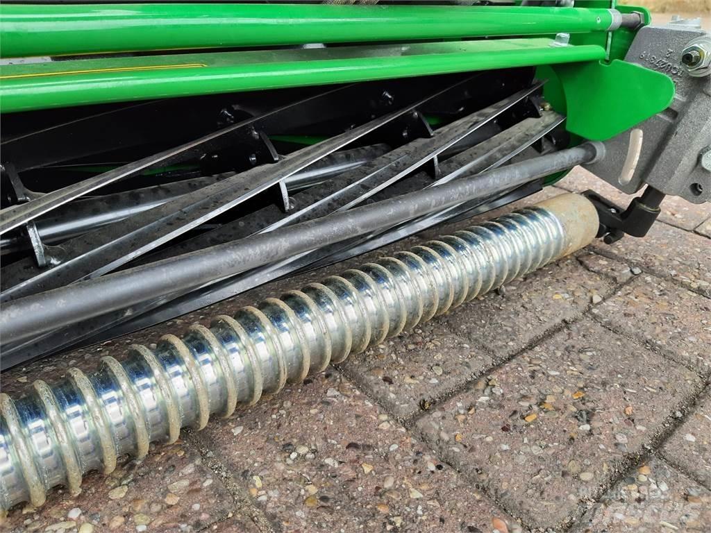John Deere 220SL Rankinės vejapjovės