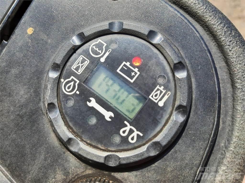 John Deere 2500EH Rankinės vejapjovės