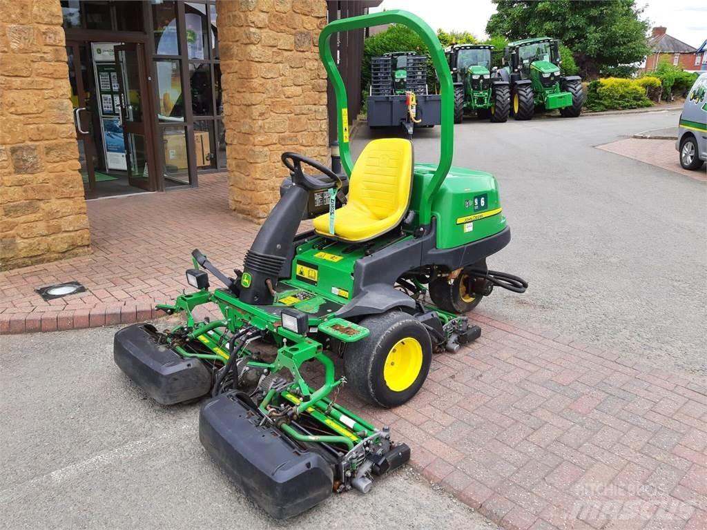 John Deere 2500EH Rankinės vejapjovės
