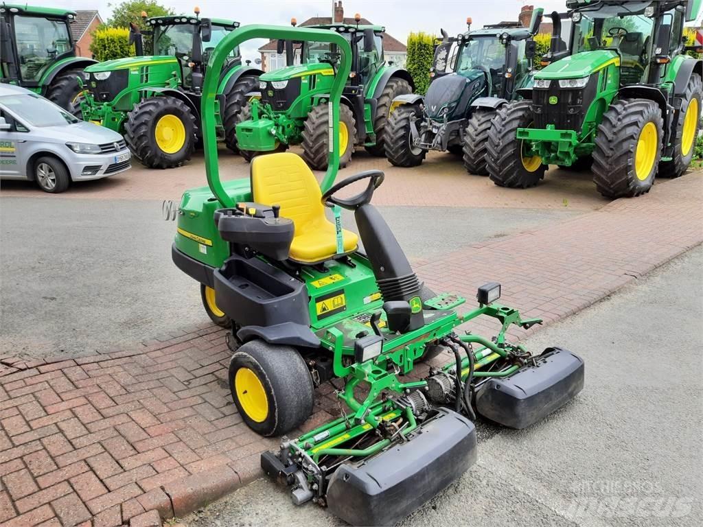 John Deere 2500EH Rankinės vejapjovės