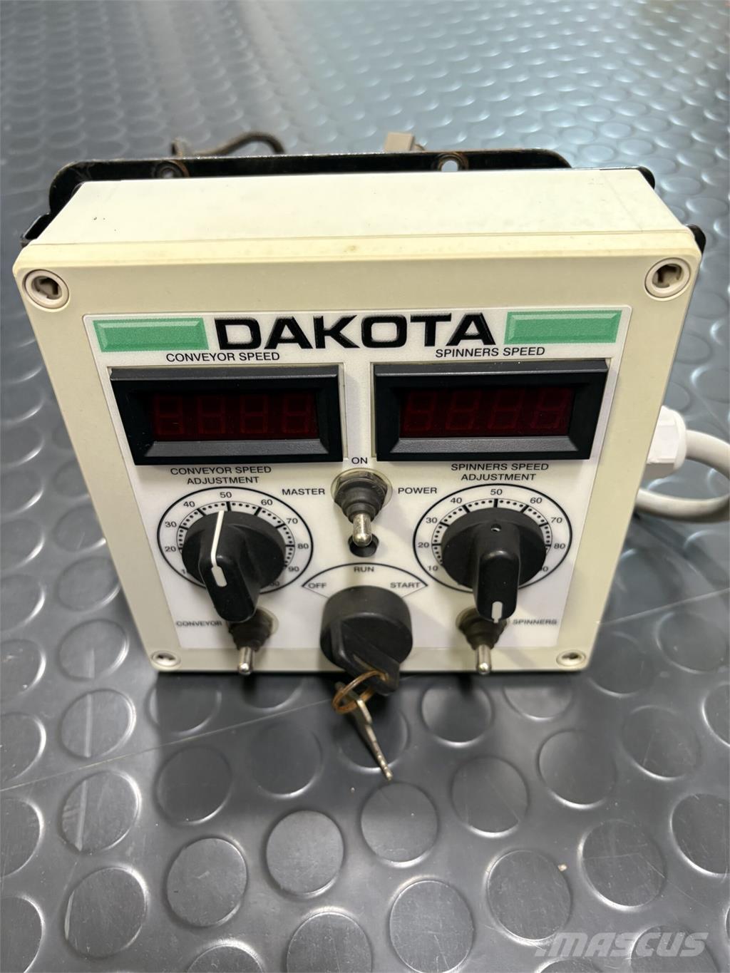 John Deere 410 Aplinkos tvarkymas - Kita