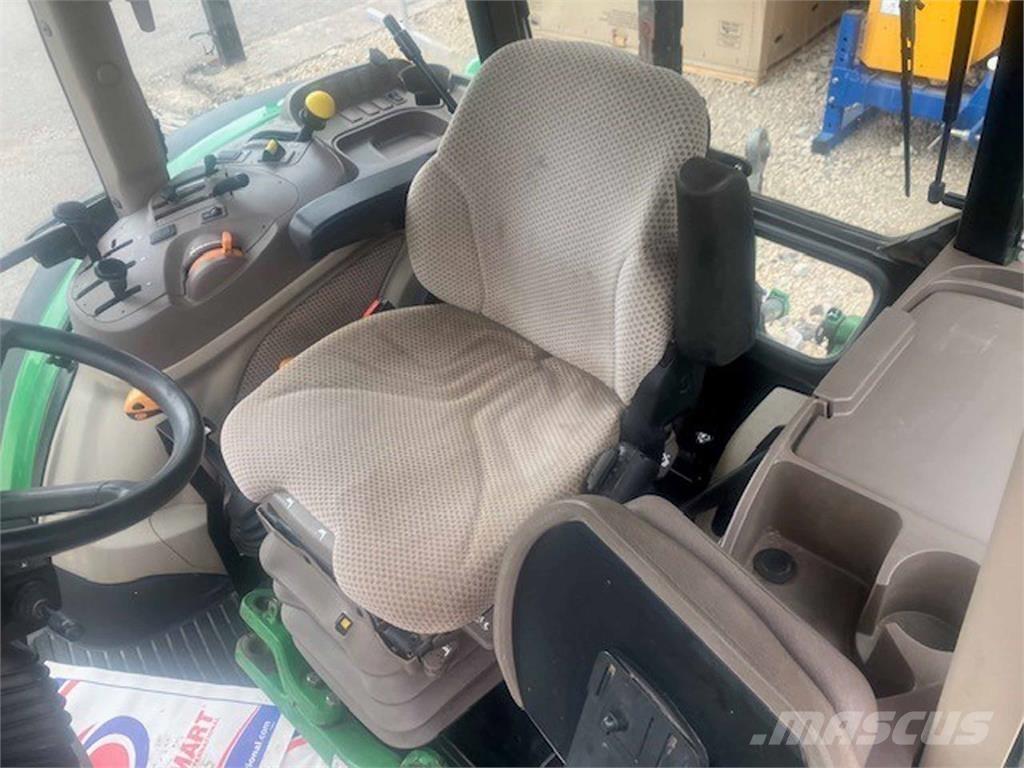 John Deere 5085M Traktoriai