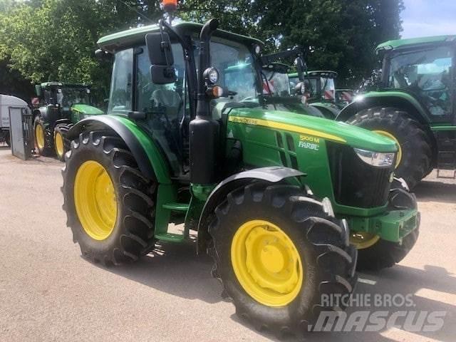 John Deere 5100M Traktoriai