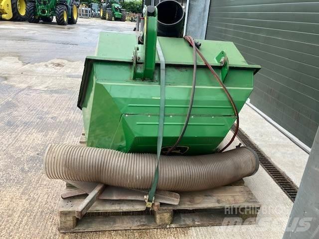 John Deere 580L Aplinkos tvarkymas - Kita