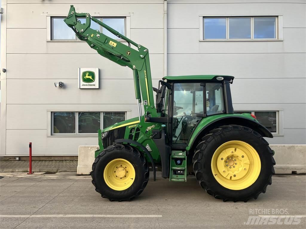 John Deere 6120M Traktoriai