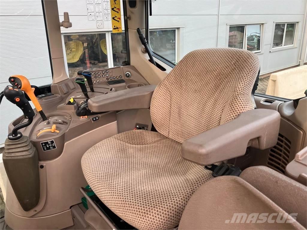 John Deere 6120M Traktoriai