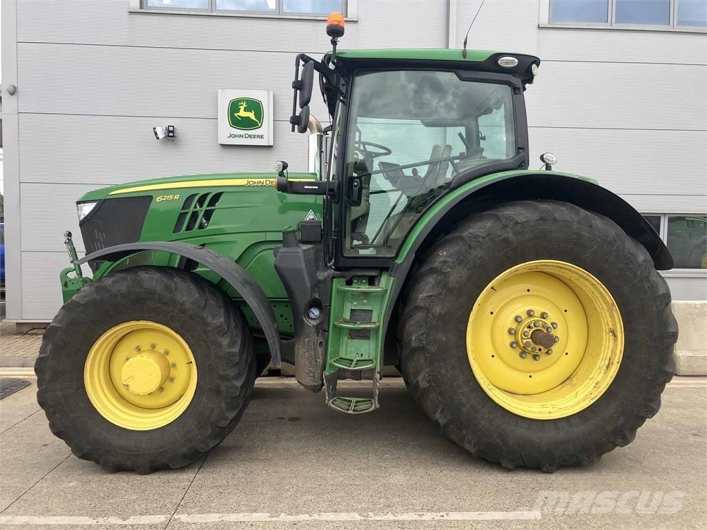 John Deere 6215R Traktoriai