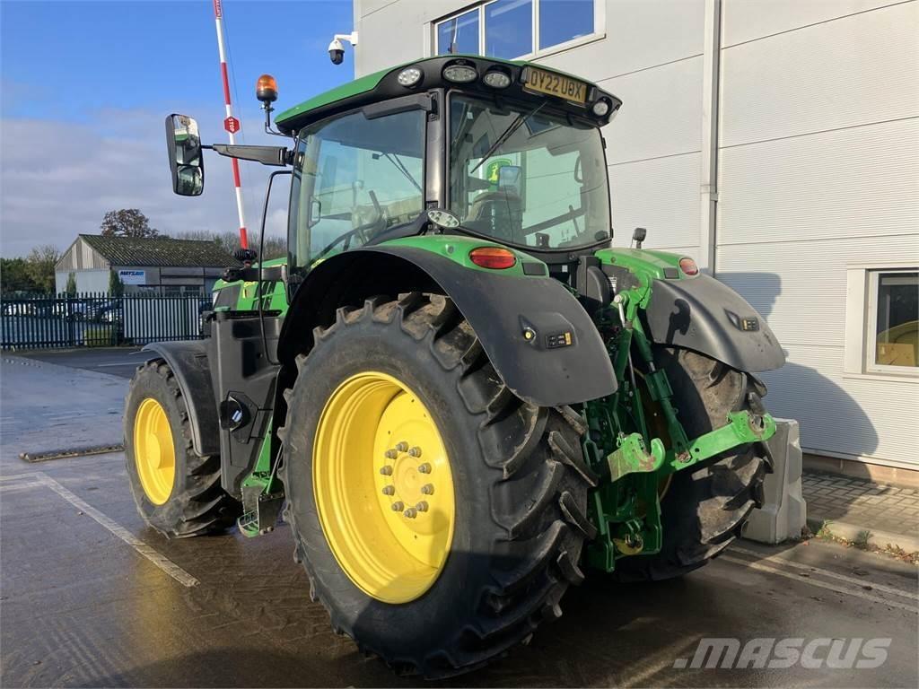 John Deere 6215R Traktoriai