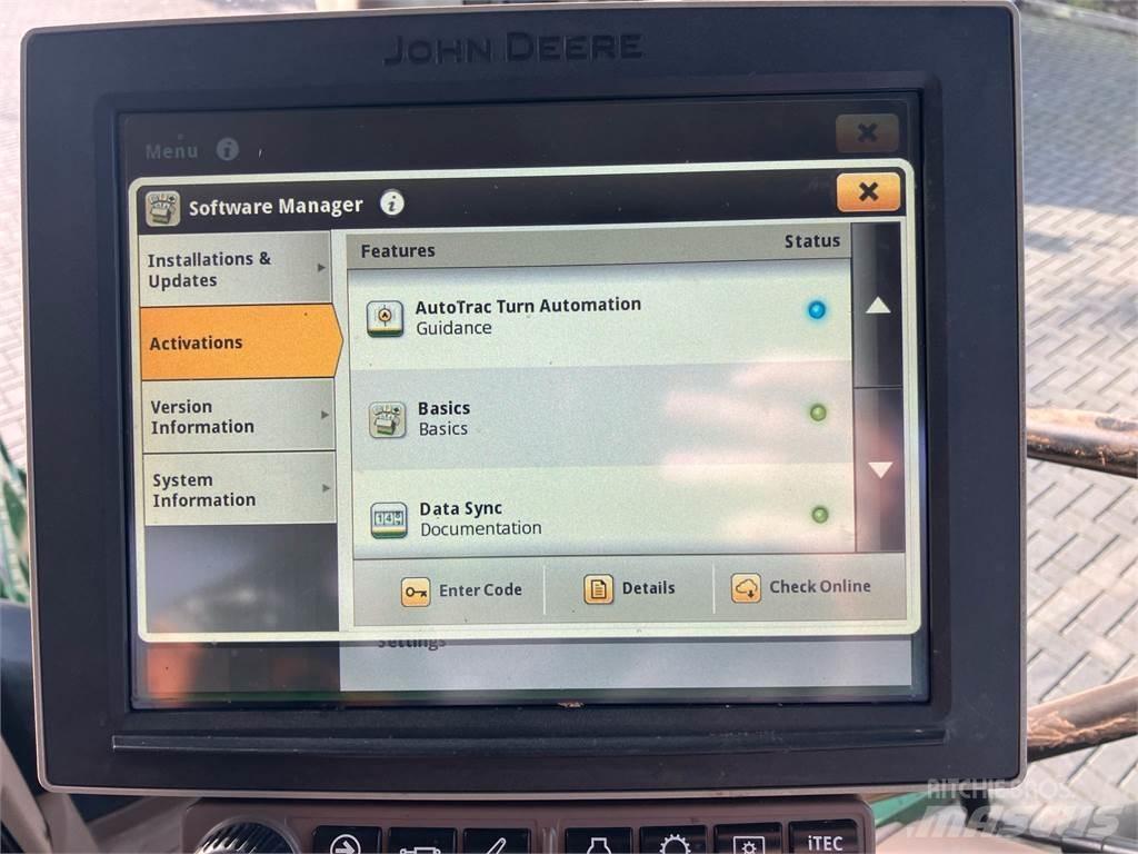 John Deere 6250R Traktoriai