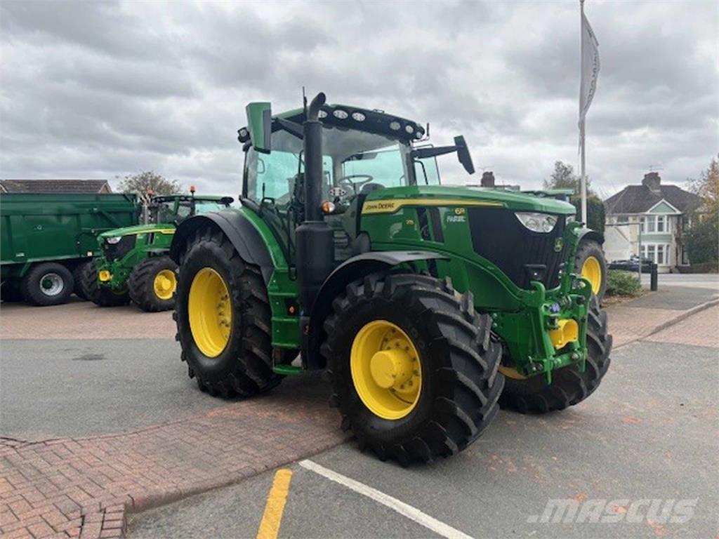 John Deere 6R 215 Traktoriai