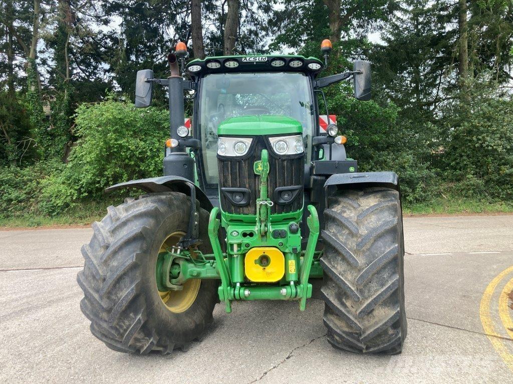 John Deere 6R 215 Traktoriai