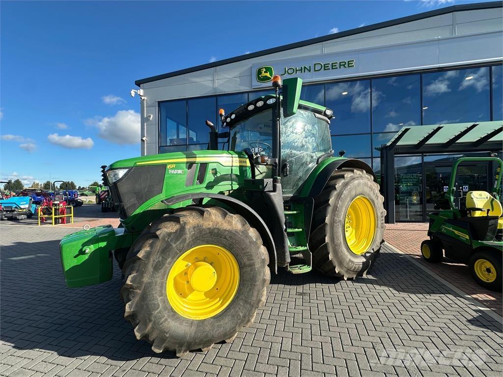 John Deere 6R 215 Traktoriai