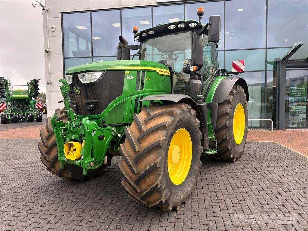 John Deere 6R 250 Traktoriai