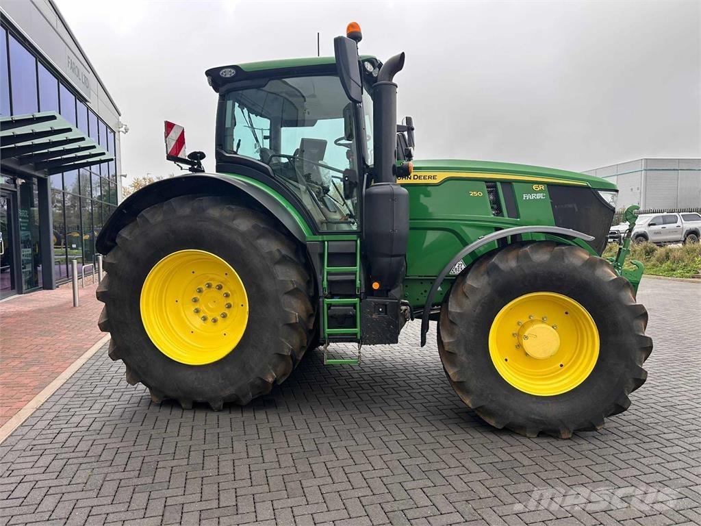 John Deere 6R 250 Traktoriai