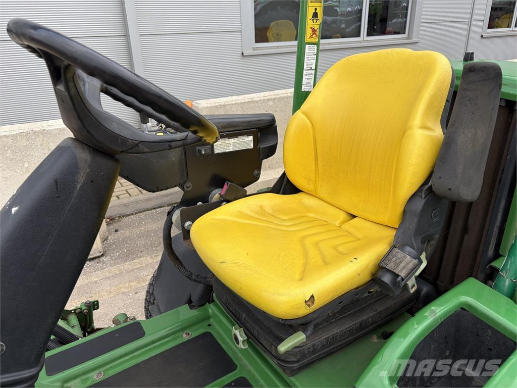 John Deere 7200A Rankinės vejapjovės