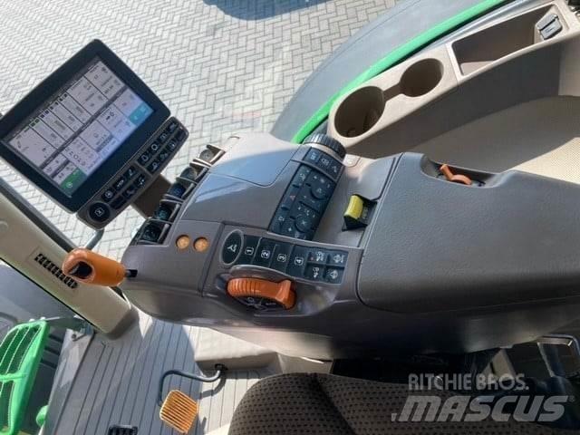 John Deere 7230R Traktoriai