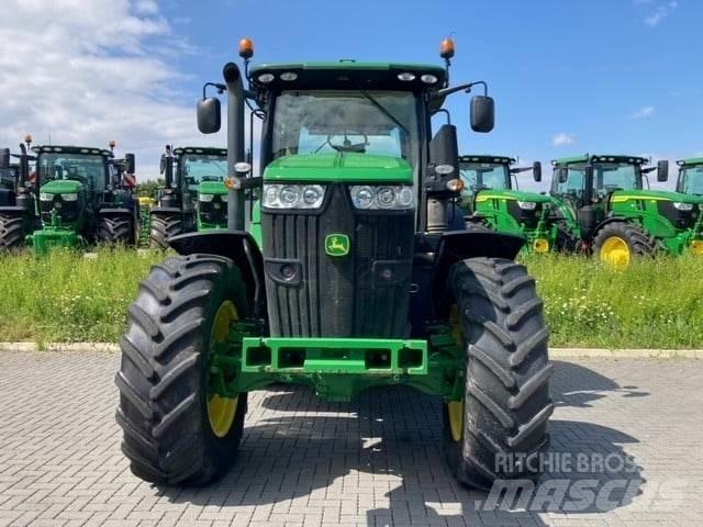 John Deere 7230R Traktoriai