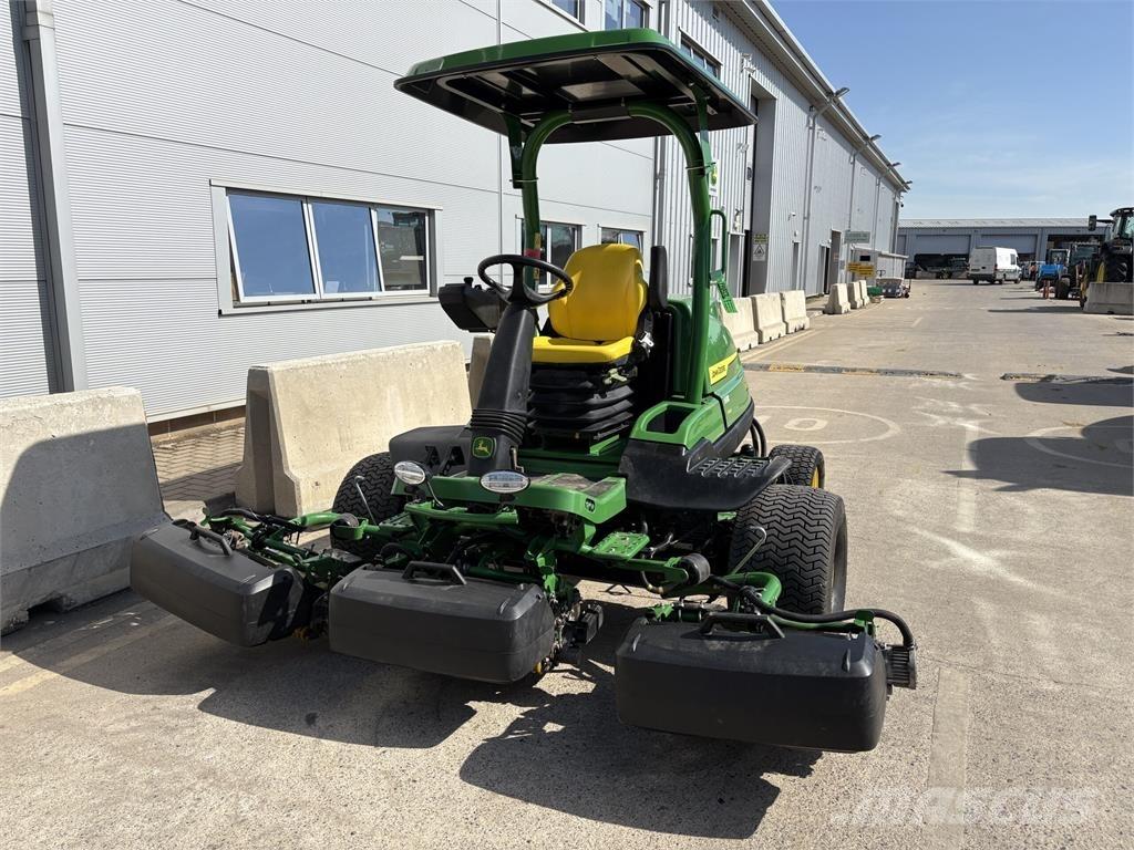 John Deere 7500AE Rankinės vejapjovės