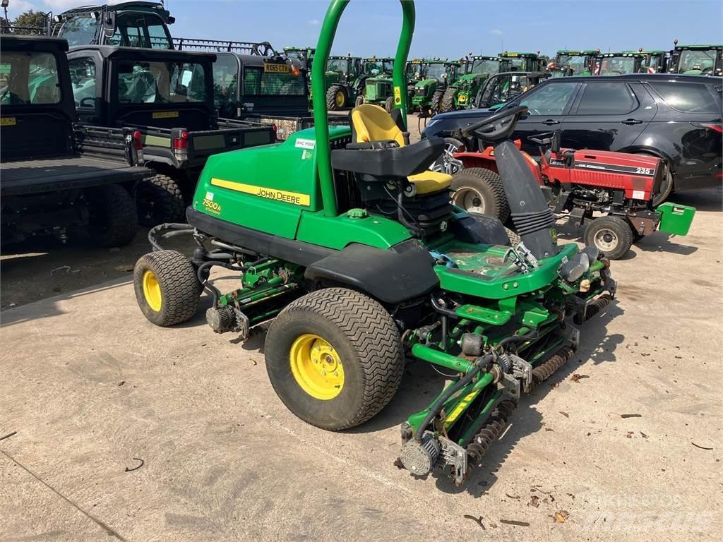 John Deere 7500AE Rankinės vejapjovės
