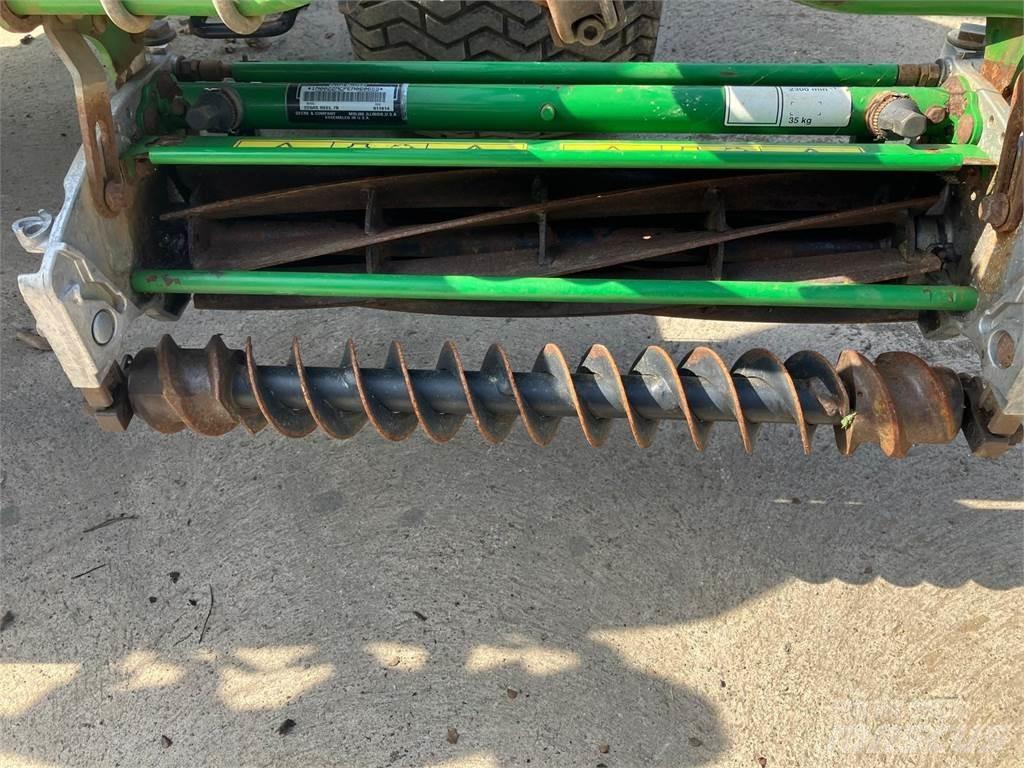 John Deere 7500AE Rankinės vejapjovės
