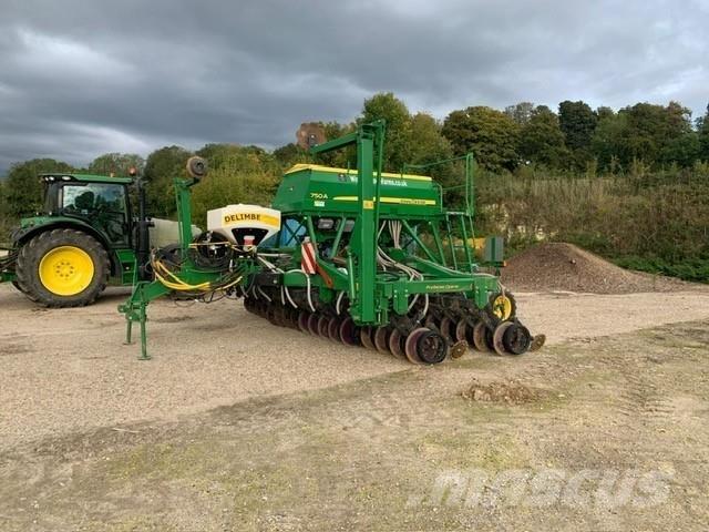 John Deere 750A Sėjimo technika