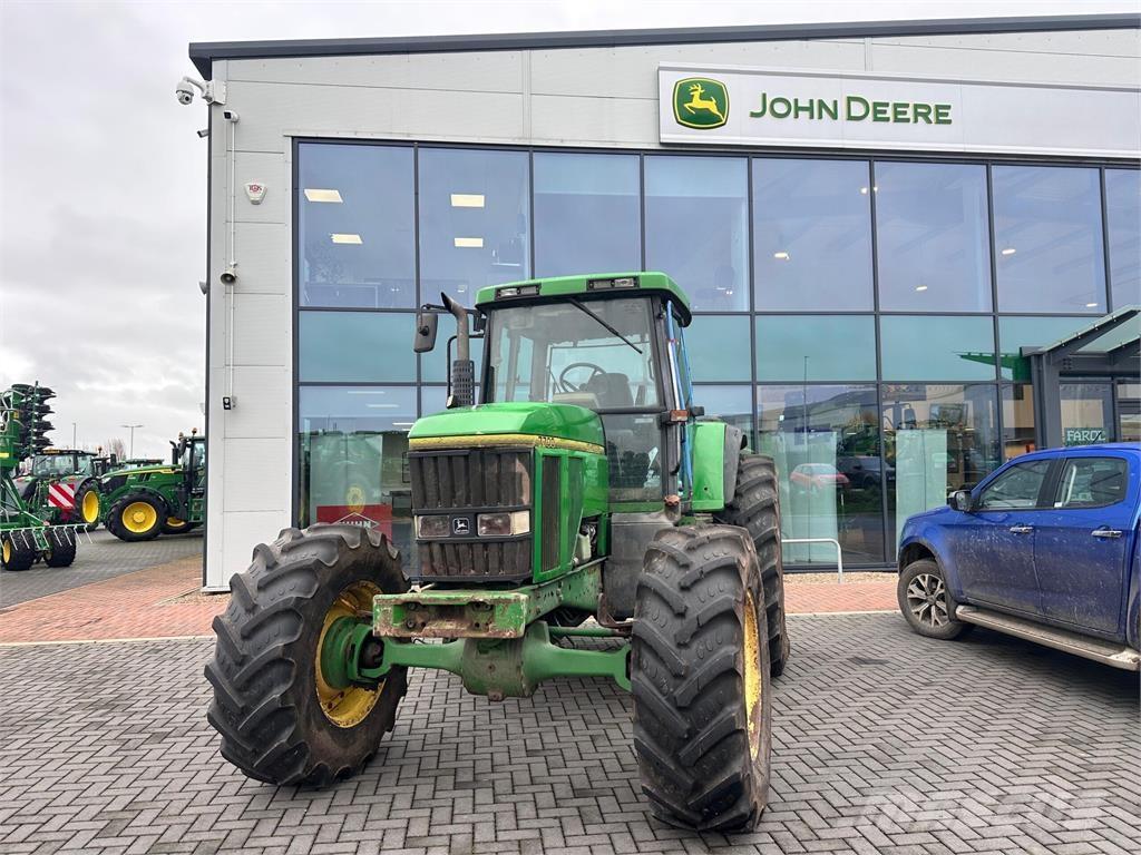 John Deere 7700 Traktoriai