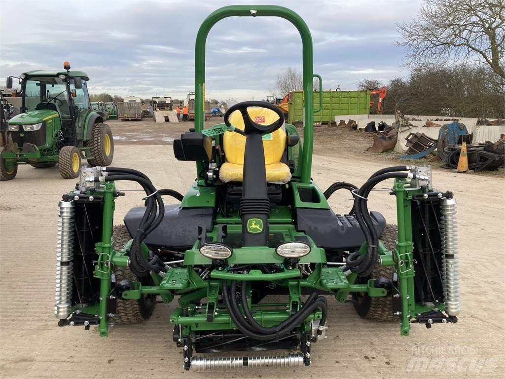 John Deere 7700A Rankinės vejapjovės