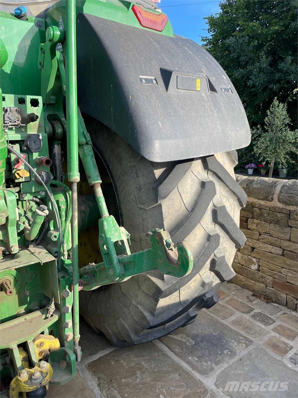 John Deere 7R 330 Traktoriai
