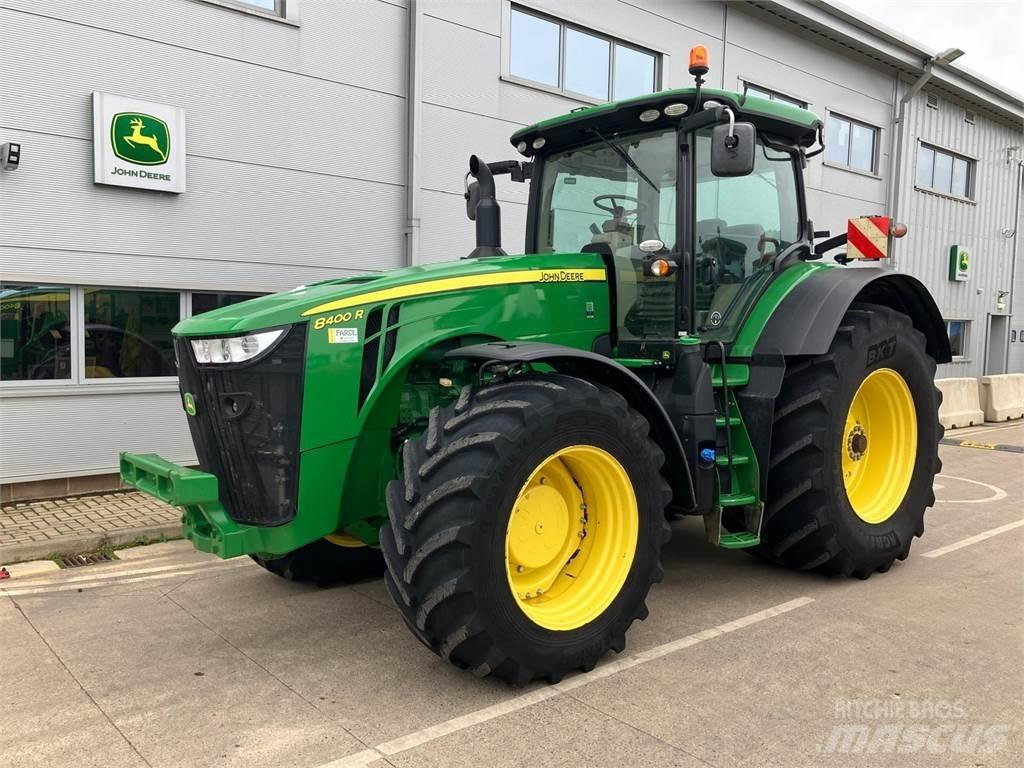 John Deere 8400R Traktoriai