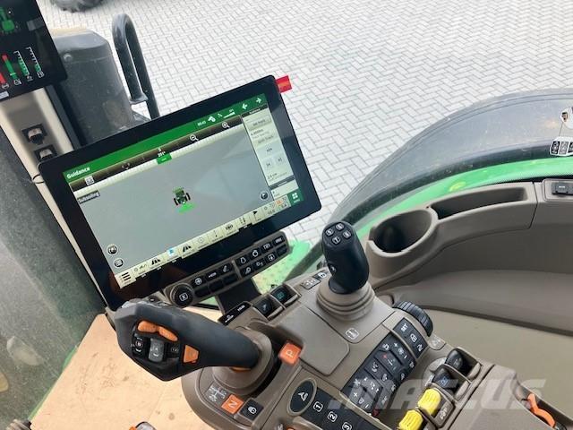John Deere 8R 370 Traktoriai