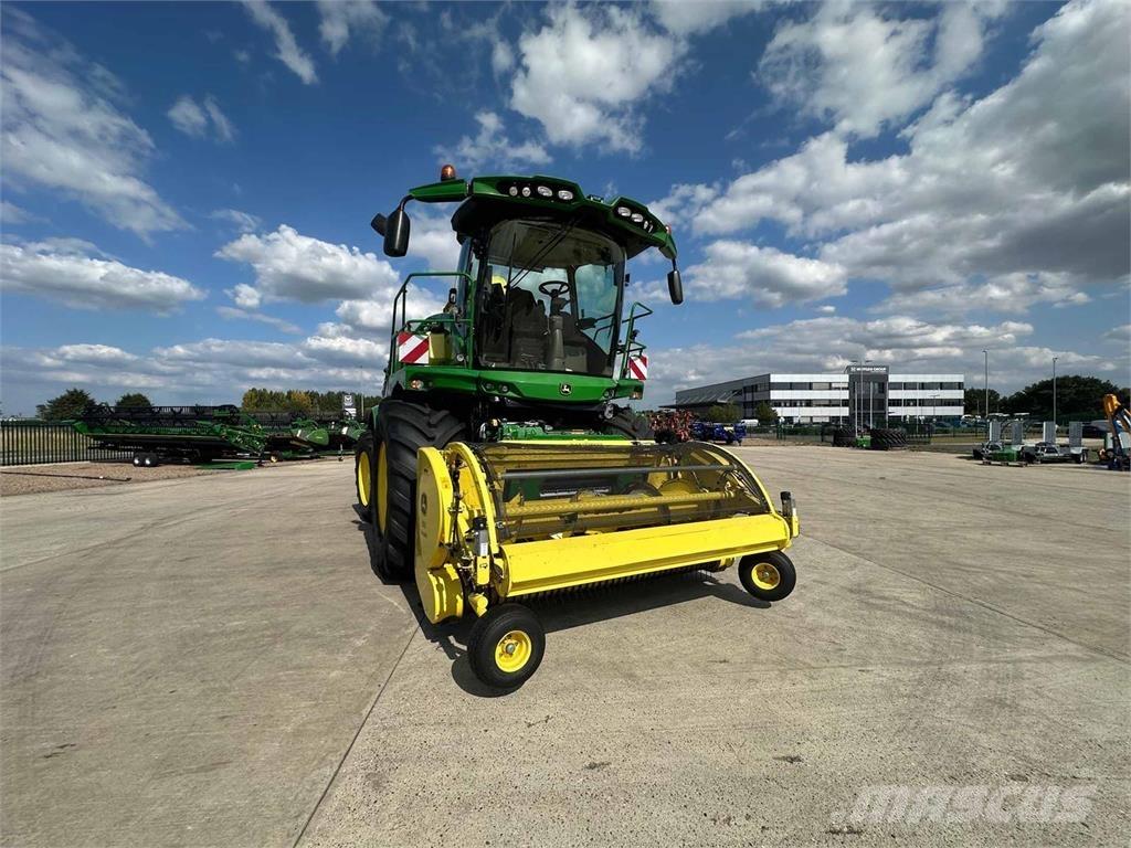 John Deere 9700i Pašarų ruošimo technika